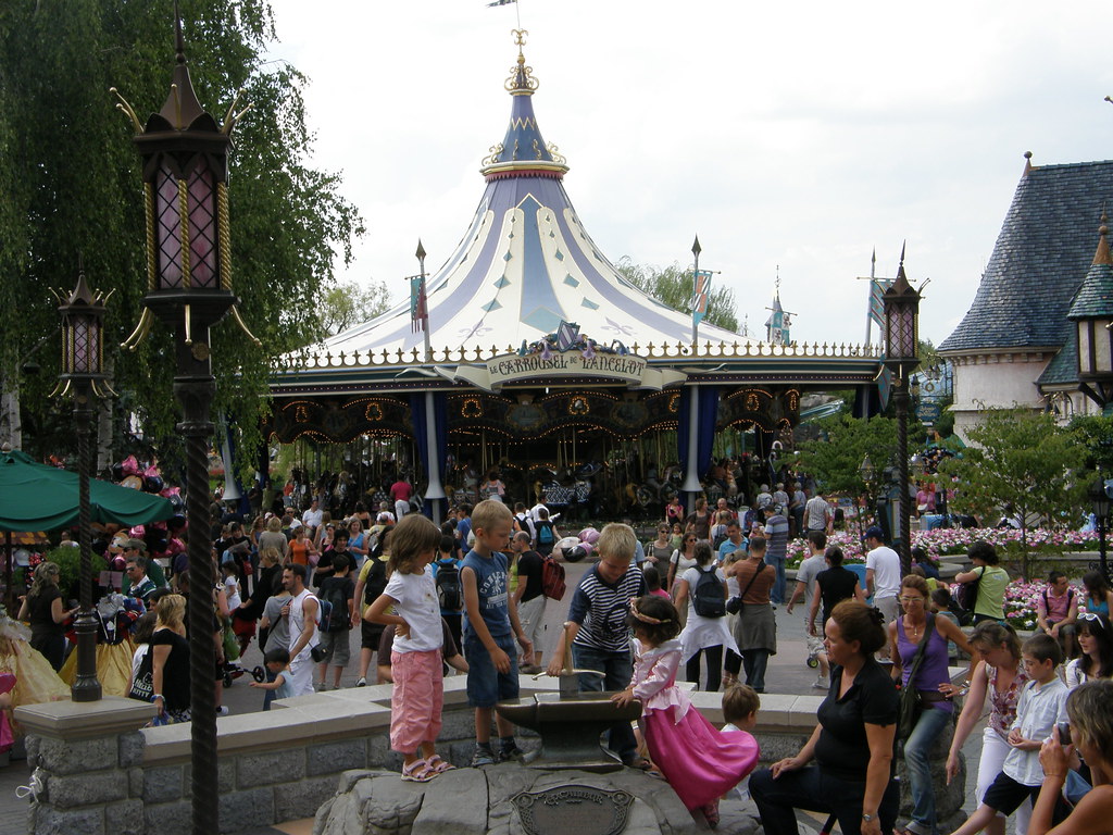 Le Carrousel de Lancelot en Disneyland París