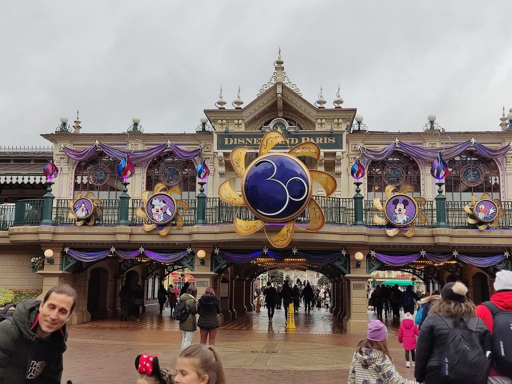 Entrada 30 aniversario Disneyland París