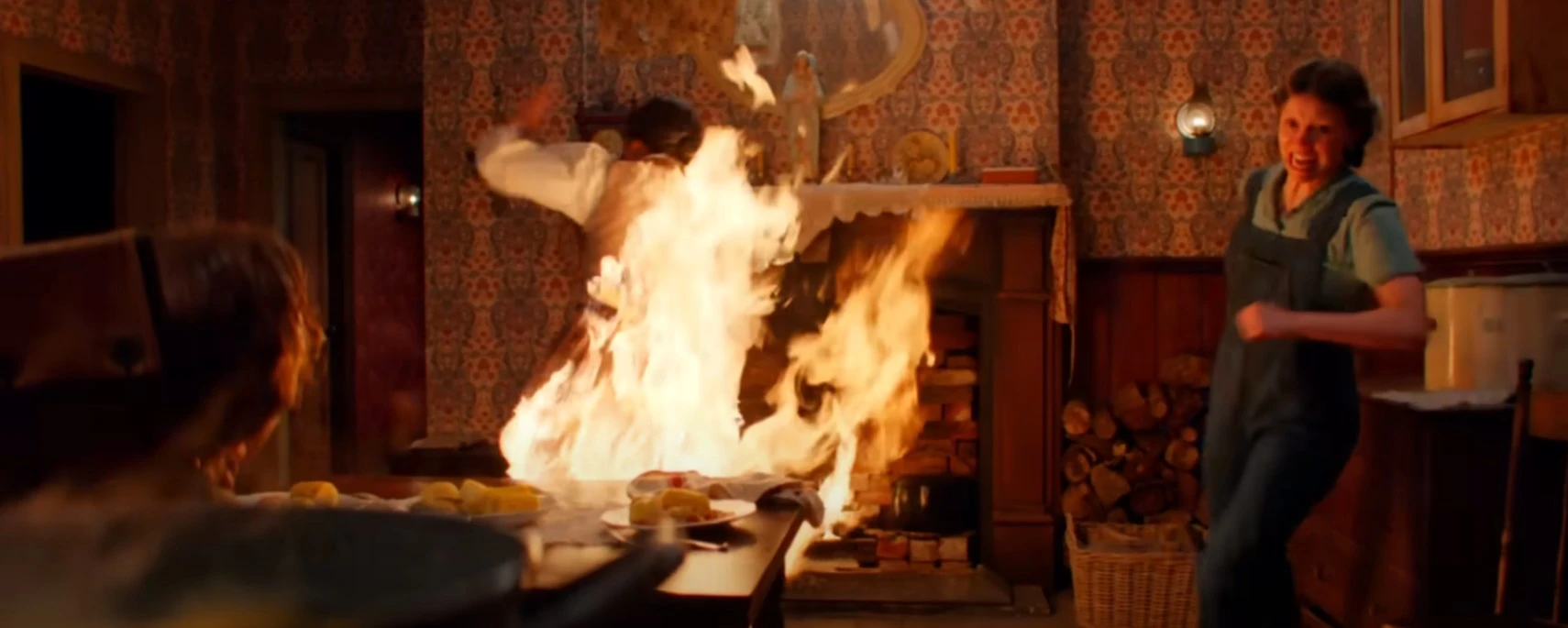 La madre de Pearl ardiendo.