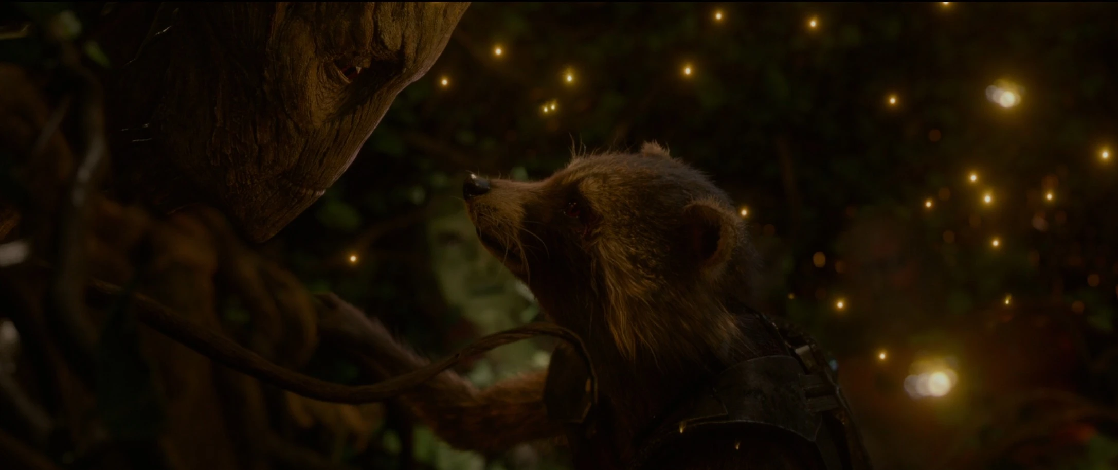 Rocket llora al despedirse de Groot.