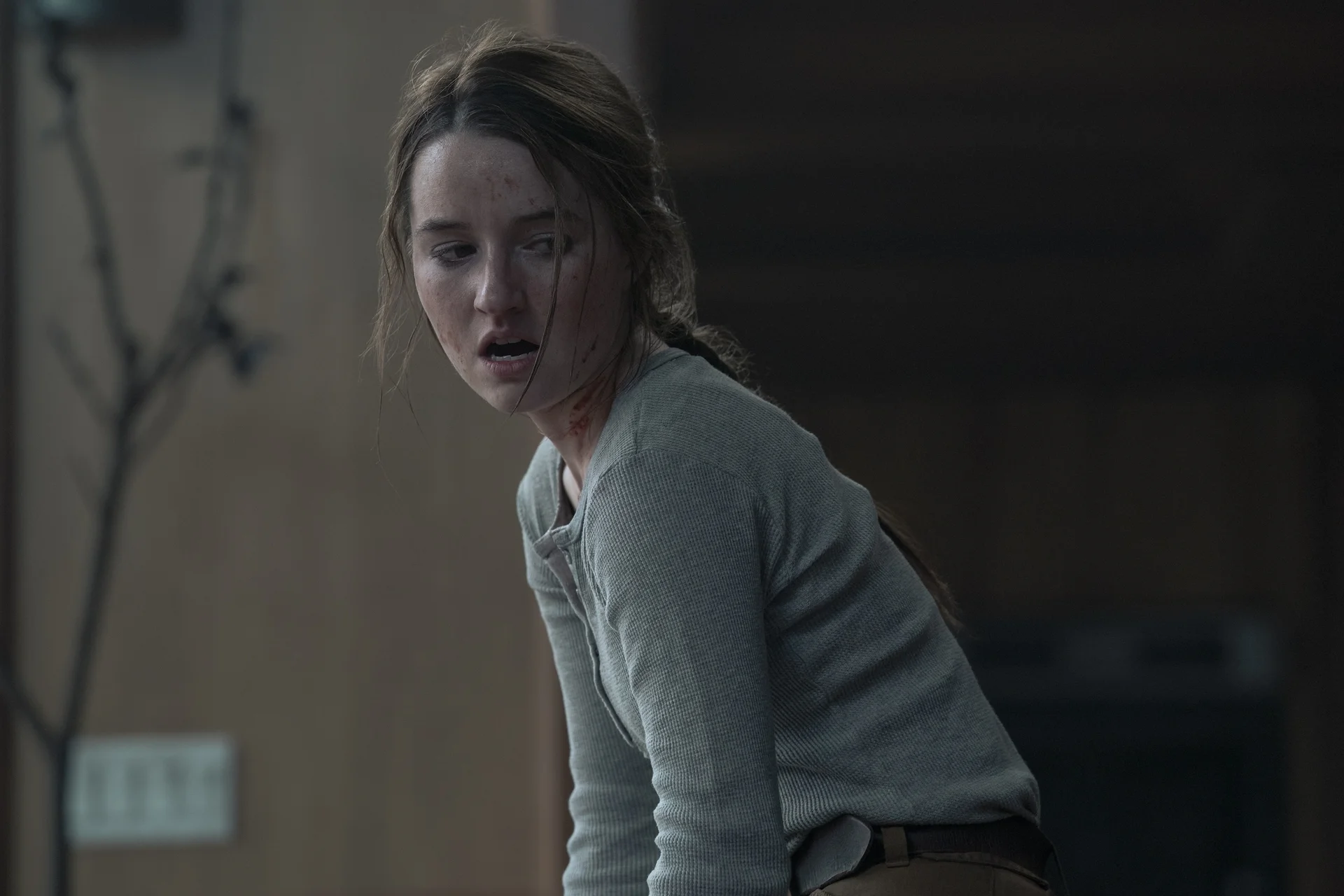 Abby con el palo de golf en The Last of Us Temporada 2.