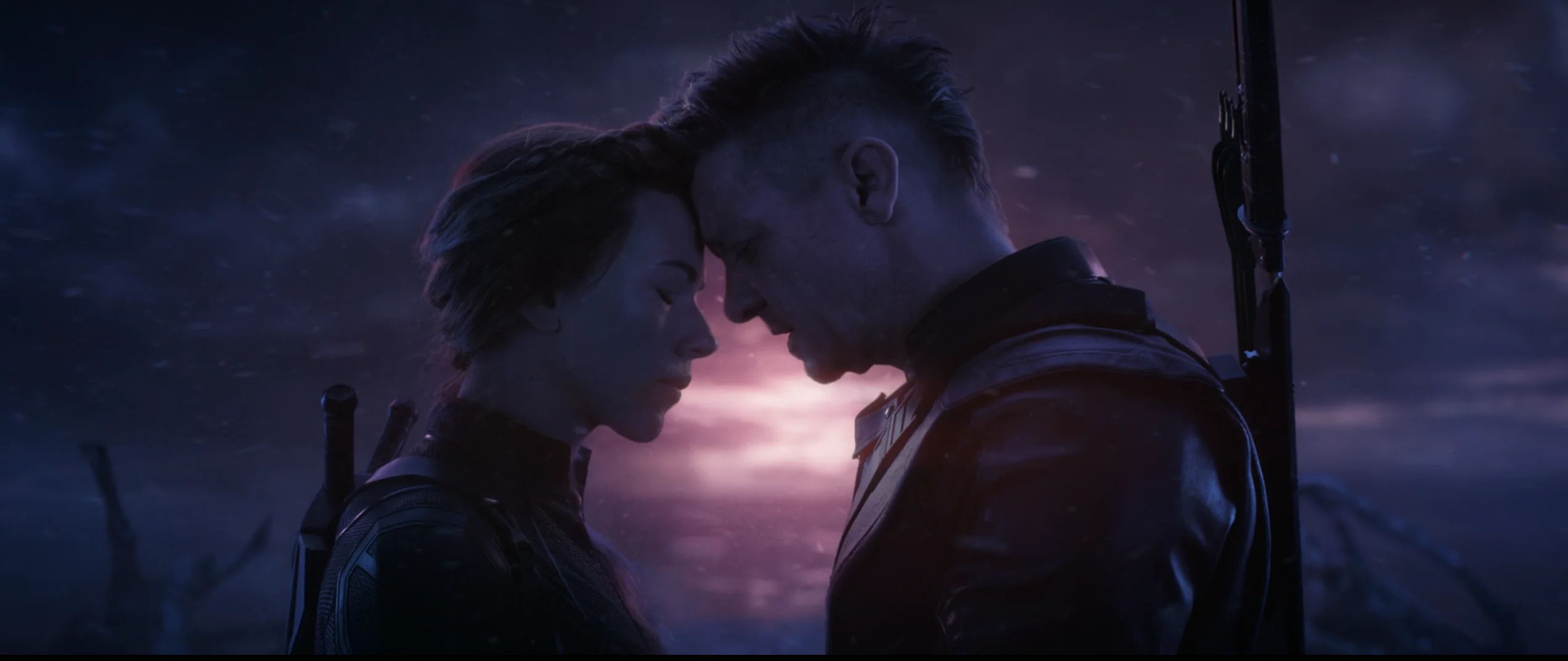 Natasha Romanoff y Clint Burton se despiden en Vengadores: Endgame.