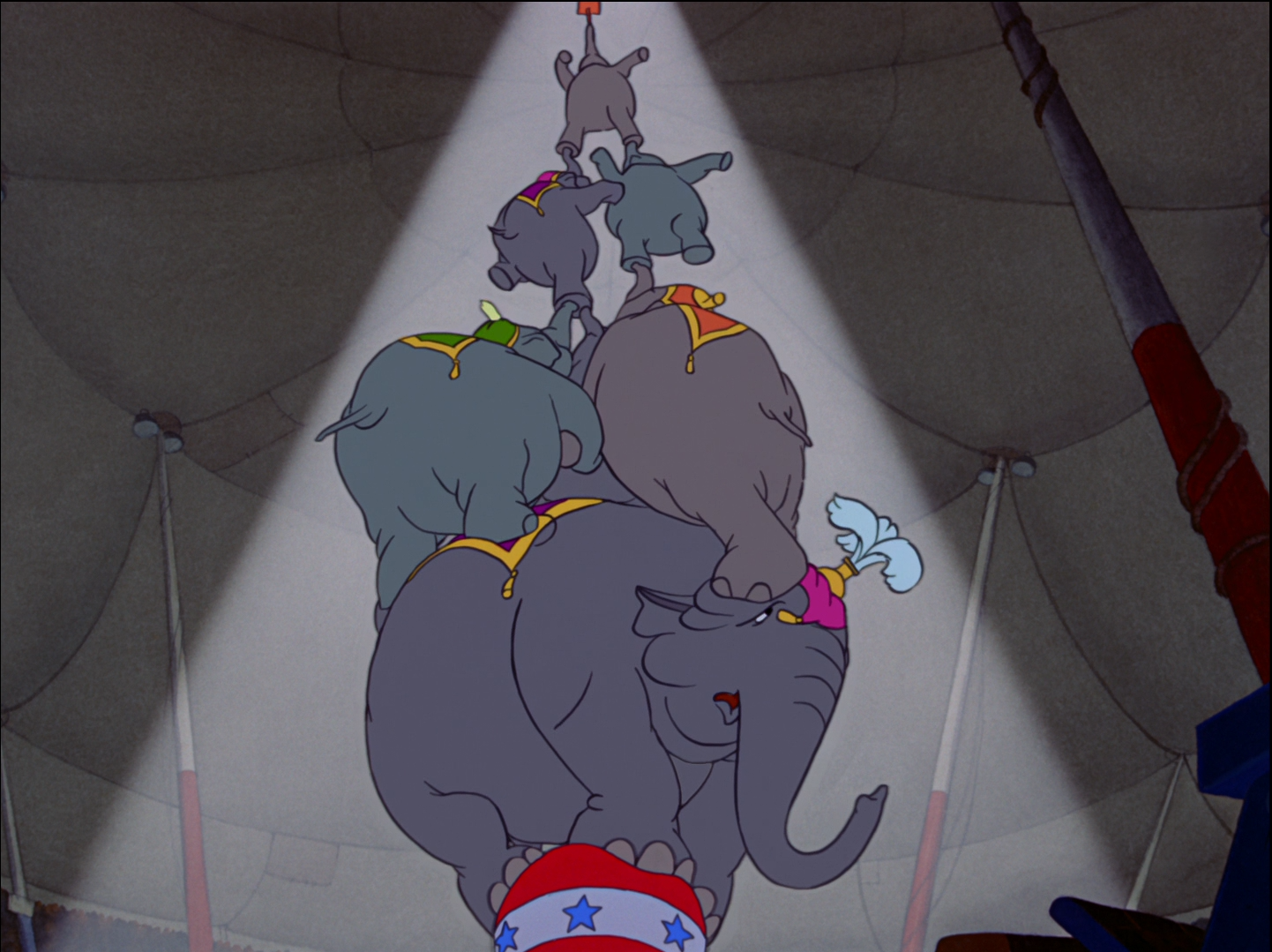 El número de la pirámide de elefantes en Dumbo.