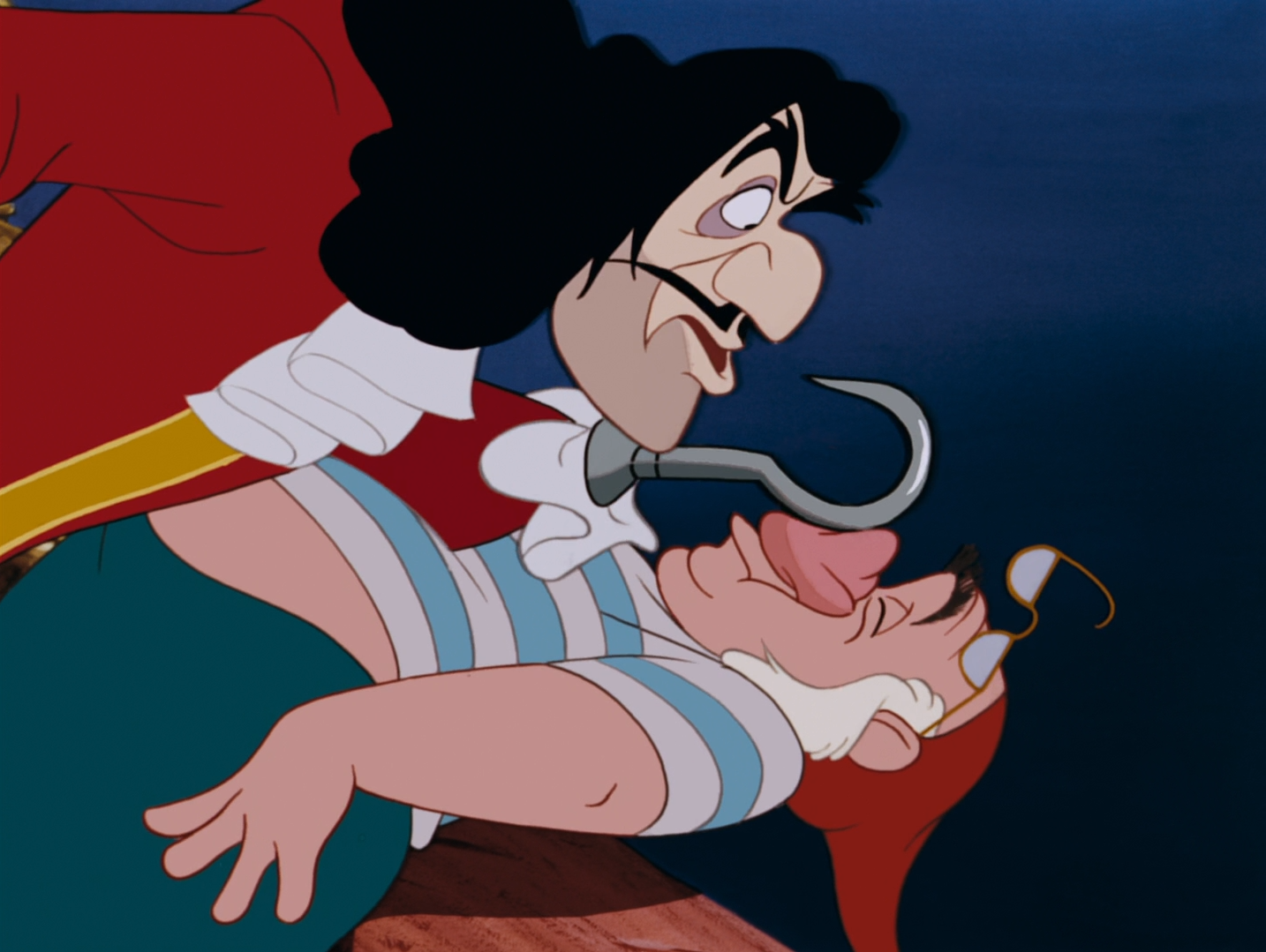 Garfio regañando al Sr. Smee en la cubierta del barco.