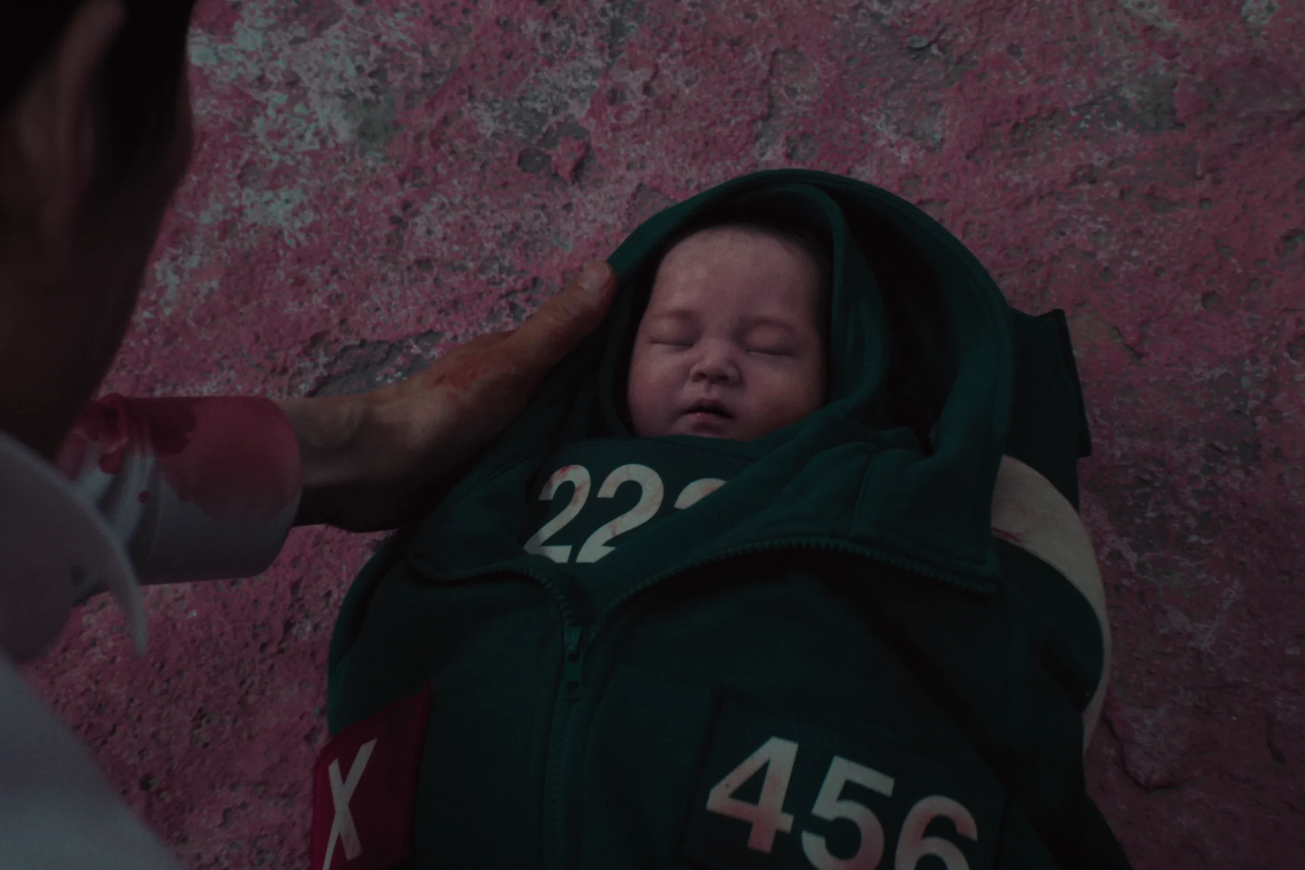 El bebé en El Juego del Calamar 3.